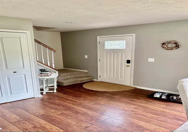 Photo 4 of Single family home for sale at 1209 Bay Ridge Dr, Highland, MI 48356 | MLS# 61003280 | Listing updated on 2026-07-07