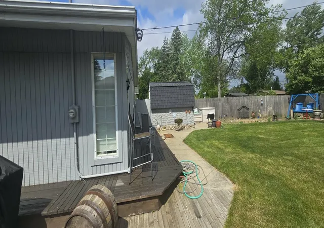 Homes for sale in Flushing, MI | 811 Thomas St, Flushing, MI 48433 | MLS# 50208600