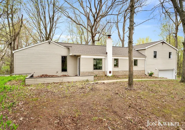 Photo 3 of Sale Pending at 2687 Dunnigan Ave, Grand Rapids, MI 49525 | MLS# 70537598 | Listing updated on 2026-06-15