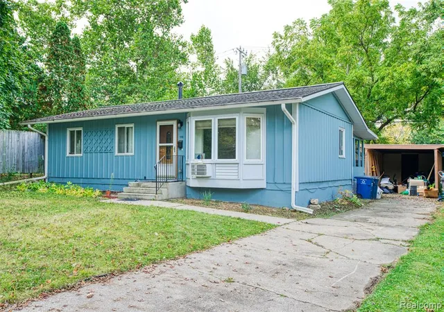 2nd image of 1115 Western Dr, Ann Arbor, MI 48103 | MLS# 60949177
