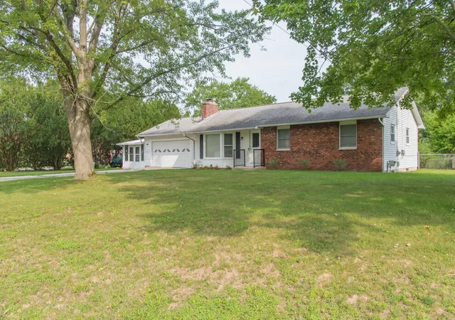 Photo 1 of Sale Pending at 3093 Thayer Ave, Kalamazoo, MI 49004 | MLS# 70554103 | Listing updated on 2026-08-24
