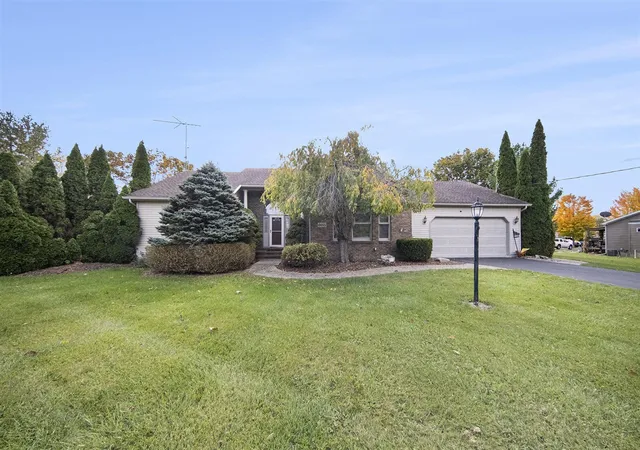 Photo 1 of Single family home for sale at 6655 Allen Rd, Tecumseh, MI 49286 | MLS# 70502212 | Listing updated on 2026-01-10