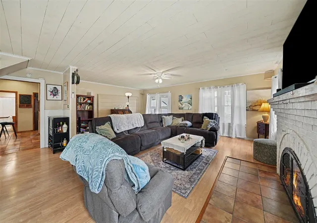 Homes for sale in Saint Joseph, MI | 2211 Morton Ave, Saint Joseph, MI 49085 | MLS# 70540337