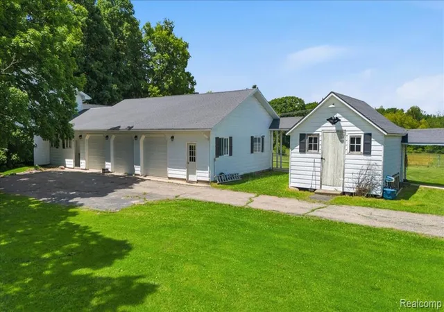 Homes for sale in Millington, MI | 5726 Barnes Rd, Millington, MI 48746 | MLS# 61004823