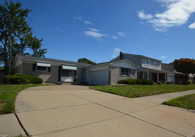 Photo 1 of Sale Pending at 22825 Newberry St, Saint Clair Shores, MI 48080 | MLS# 50220126 | Listing updated on 2026-09-16