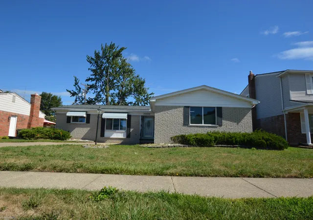 Photo 2 of Sale Pending at 22825 Newberry St, Saint Clair Shores, MI 48080 | MLS# 50220126 | Listing updated on 2026-09-16