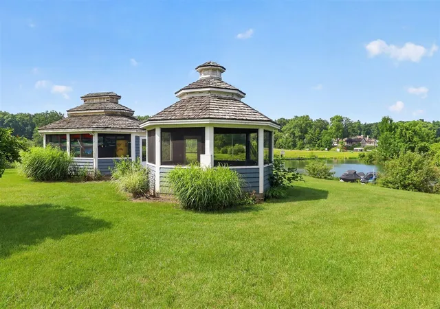2nd image of 68570 Morton Dr, Edwardsburg, MI 49112