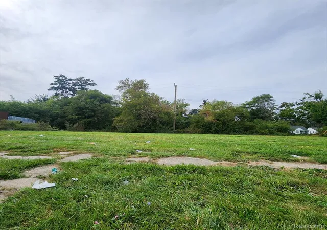 1st image of 8441 Southfield Fwy, Detroit, MI 48228 | MLS# 60345299
