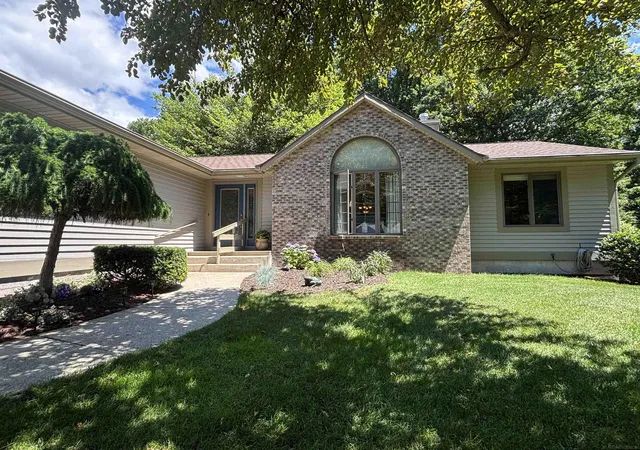 2nd image of 19000 Walden Dr, Spring Lake, MI 49456 | MLS# 50216556