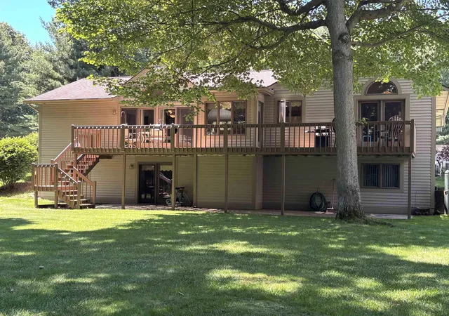 5th image of 19000 Walden Dr, Spring Lake, MI 49456 | MLS# 50216556