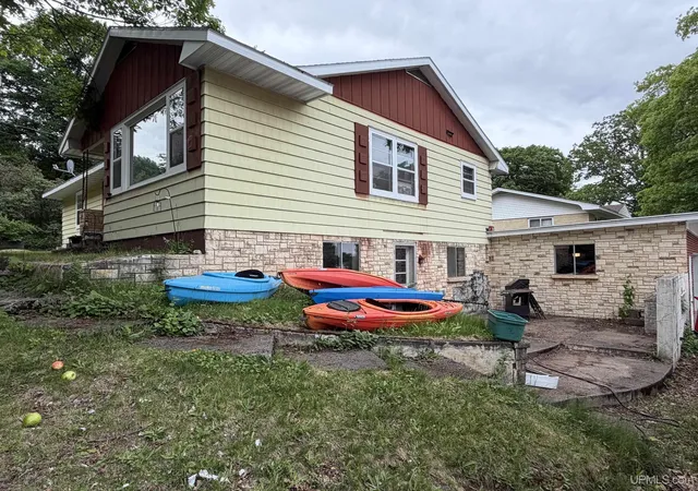 Homes for sale in Ishpeming, MI | 315 Seilo Ave, Ishpeming, MI 49849 | MLS# 50210927
