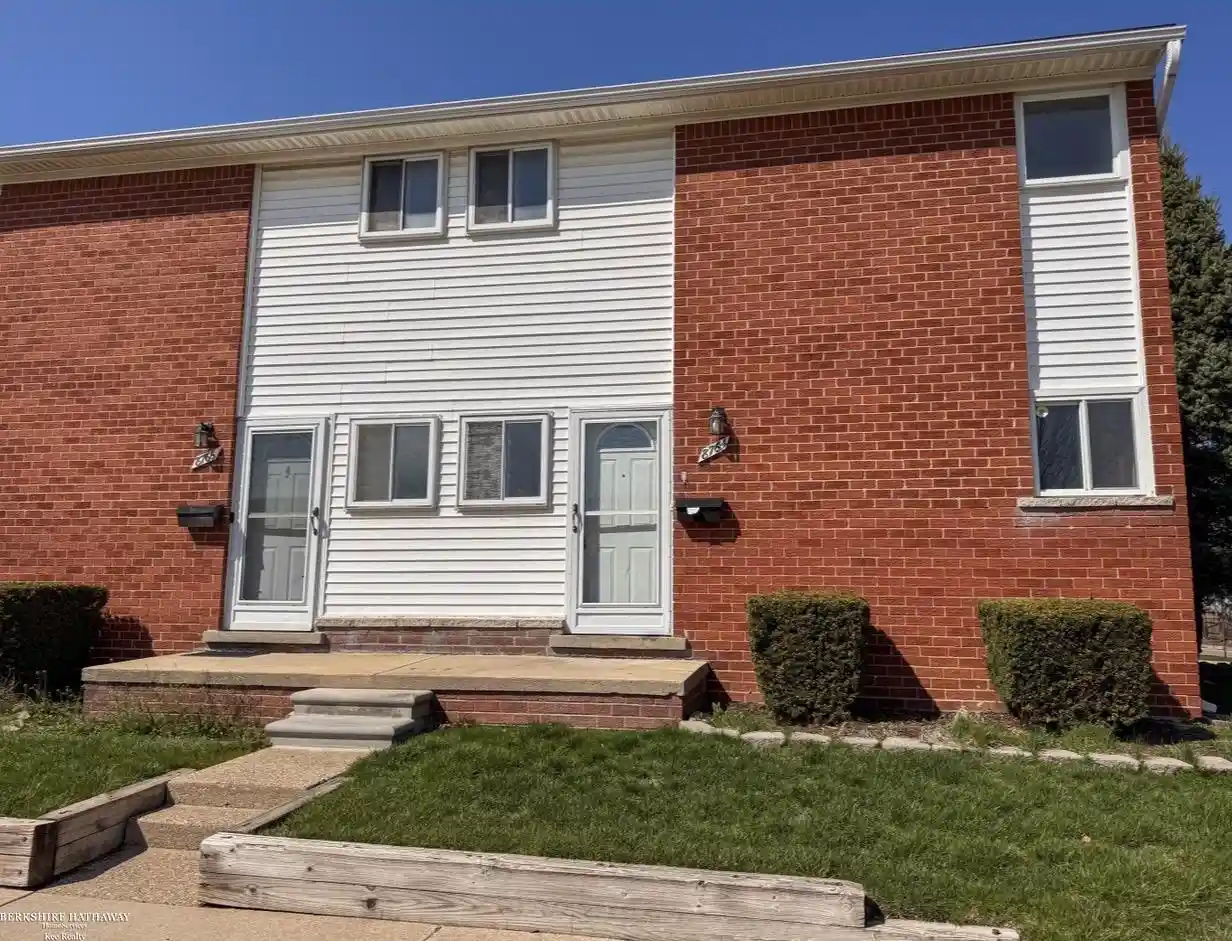 Listing Photo 1 - Condo for sale in 8764 Kaltz Ave located at 8764 Kaltz Ave, Center Line, MI 48015 - Unit 8764 Kaltz Ave