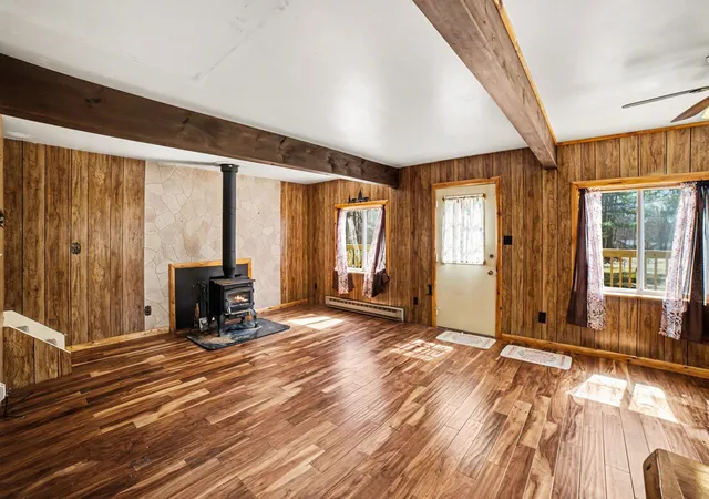 Homes for sale in Houghton Lake, MI | 206 Silverhill Dr, Houghton Lake, MI 48629 | MLS# 80067147