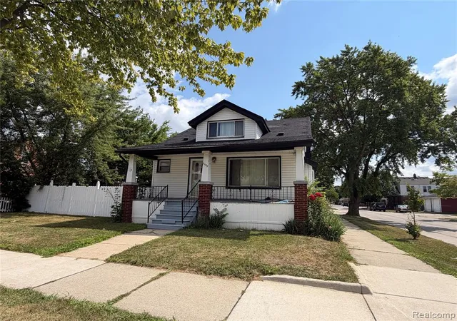 1st image of 7602 Kendal St, Dearborn, MI 48126 1006 | MLS# 61024065