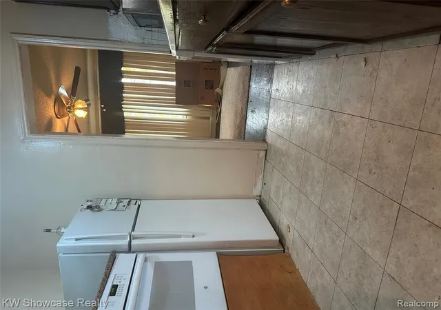 4th image of 17386 Steel St, Detroit, MI 48235 | MLS# 60954394