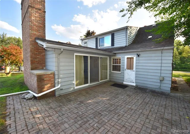 18th image of 2332 Nolen Dr, Flint, MI 48504 5201 | MLS# 61023600