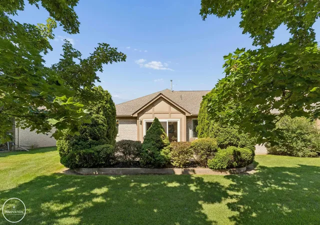 4th image of 52254 Mitchell Ln, Macomb, MI 48042 | MLS# 50217467