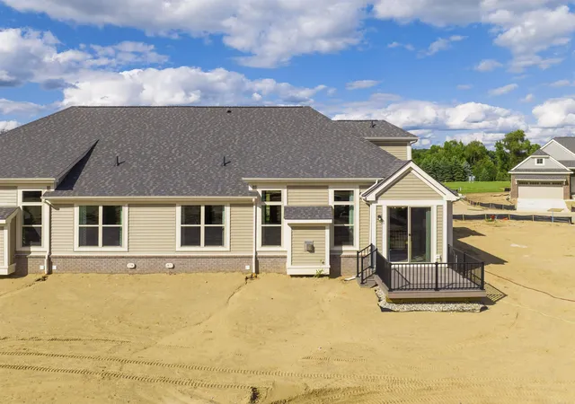 3rd image of 3911 Chatham Pl Pl, Brighton, MI 48114