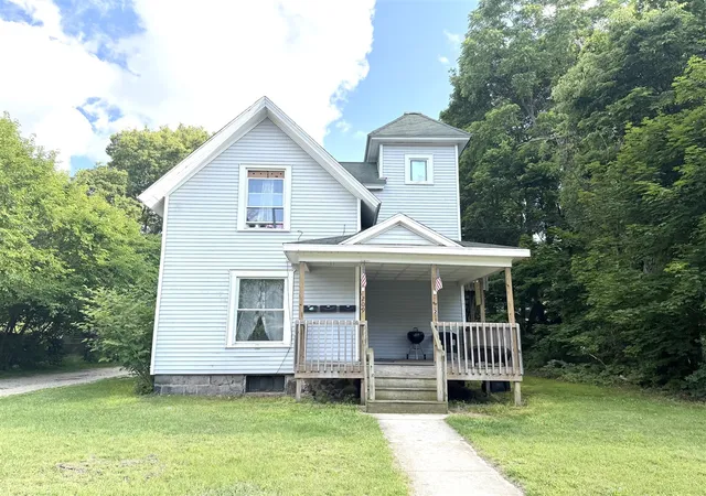 Homes for sale in Greenville, MI | 209 E Washington St, Greenville, MI 48838 | MLS# 70542065