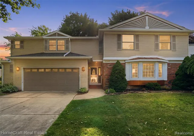 1st image of 1744 Walnut Ridge Cir, Canton, MI 48187 3725 | MLS# 61008462