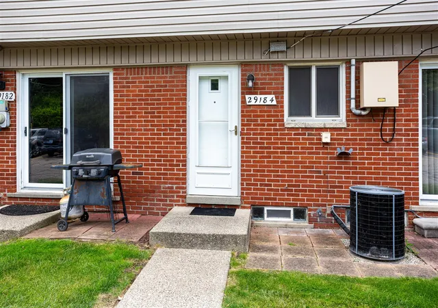 5th image of 29184 Manchester St, Westland, MI 48185 | MLS# 70539999