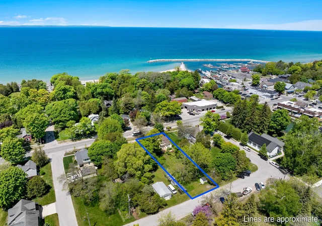 Homes for sale in Leland, MI | 203 S Main St, Leland, MI 49654 | MLS# 80069364