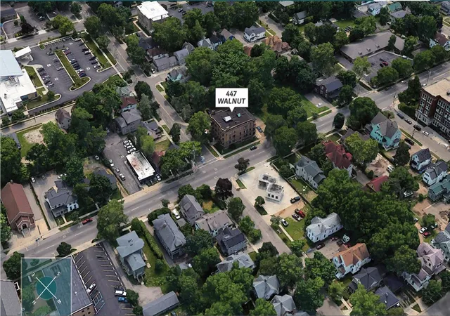 2nd image of 447 W Walnut St, Kalamazoo, MI 49007 | MLS# 70519571