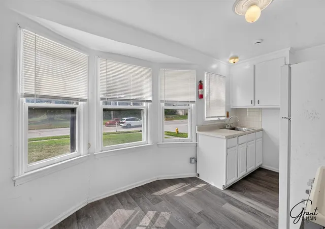 Listing Photo 4 - Condo for sale in building located at 22107 15 Mile Rd, Clinton Township, MI 48035
