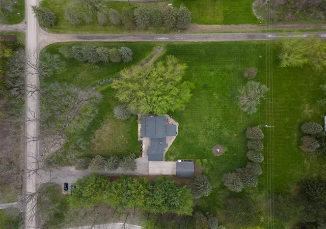 5th image of 6121 Saline Waterworks Rd, Saline, MI 48176 | MLS# 70541939