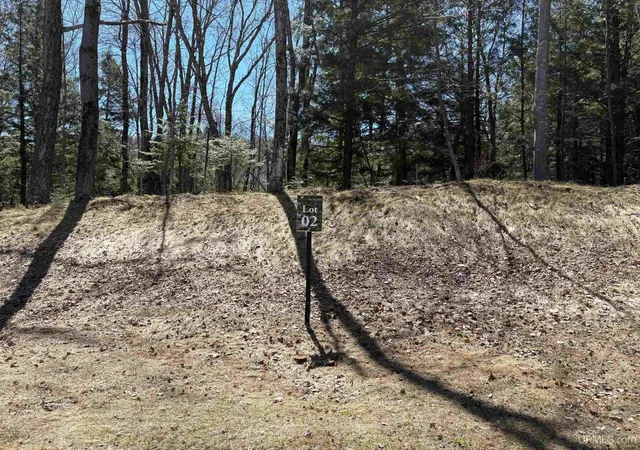 1st image of 3104 Hemlock Dr, Marquette, MI 49855 | MLS# 50203158