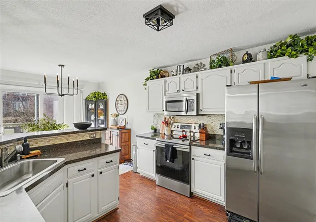 Homes for sale in Howell, MI | 4404 Willow View Ct, Howell, MI 48843 | MLS# 70519298