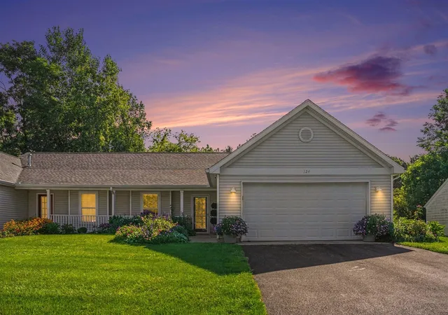 Photo 3 of Condo for sale at 124 Depot Hl Ct, Allegan, MI 49010 | MLS# 70553131 | Listing updated on 2026-08-26