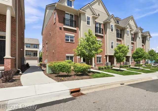 Homes for sale in Novi, MI | 25549 Grandview Ln #31, Novi, MI 48375 | MLS# 61010236