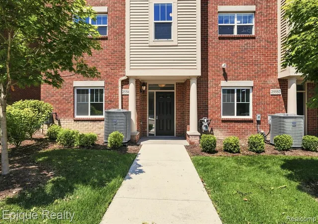 Homes for sale in Novi, MI | 25549 Grandview Ln #31, Novi, MI 48375 | MLS# 61010236
