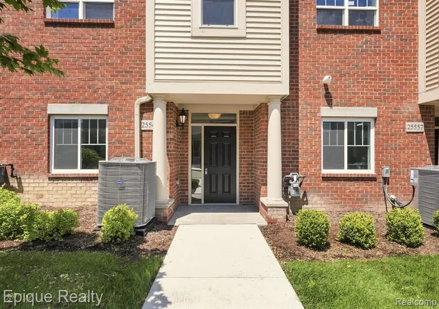 Homes for sale in Novi, MI | 25549 Grandview Ln #31, Novi, MI 48375 | MLS# 61010236