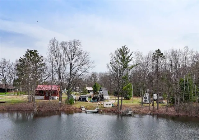 Homes for sale in Bitely, MI | 10800 N Wilvan Dr, Bitely, MI 49309 | MLS# 70521417