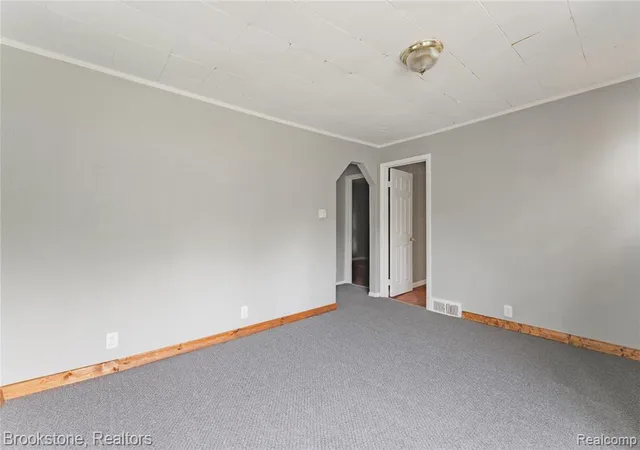 Photo 3 of Single family home for sale at 62 Court St, Pontiac, MI 48342 2506 | MLS# 61010117 | Listing updated on 2026-10-09