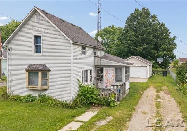 Photo 4 of Single family home for sale at 215 Woodstock St, Cement City, MI 49233 | MLS# 50217315 | Listing updated on 2026-08-07