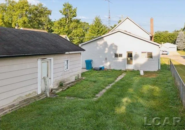 Photo 5 of Single family home for sale at 215 Woodstock St, Cement City, MI 49233 | MLS# 50217315 | Listing updated on 2026-08-07