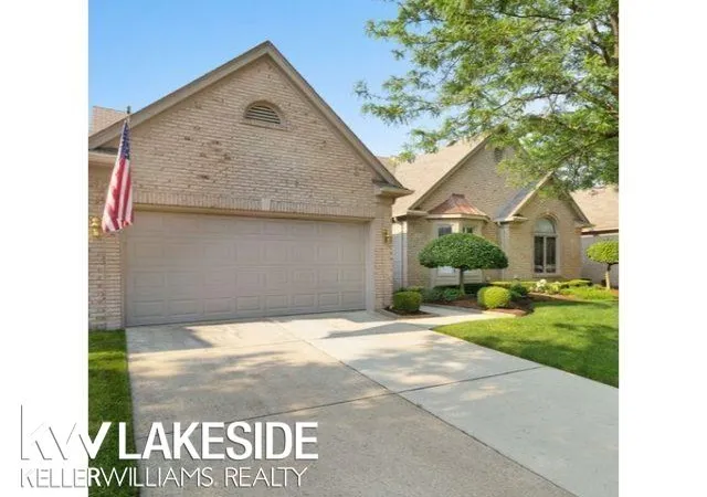 Photo 4 of Condominium at 20359 Millville Dr, Macomb, MI 48044 | MLS# 50208953 | | Sold on 2026-06-25