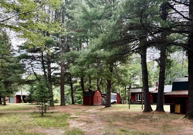 Photo 3 of Single family home for sale at 9625 Doe Rd, Harrison, MI 48625 | MLS# 50219125 | Listing updated on 2026-09-03