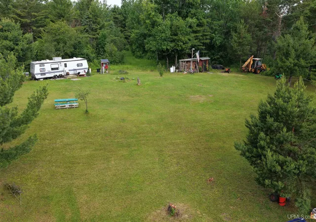 Homes for sale in Bruce Crossing, MI | 12416 Blacksmith Rd, Bruce Crossing, MI 49912 | MLS# 50214387