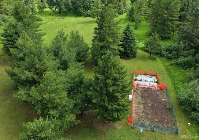 Homes for sale in Bruce Crossing, MI | 12416 Blacksmith Rd, Bruce Crossing, MI 49912 | MLS# 50214387