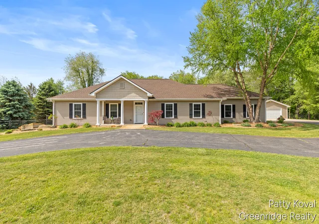 1st image of 4454 Foxmoor Ct, Middleville, MI 49333 | MLS# 70534223