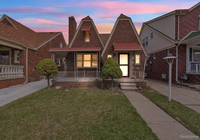 Photo 1 of Sale Pending at 6120 Middlesex St, Dearborn, MI 48126 | MLS# 60980199 | Listing updated on 2026-04-17