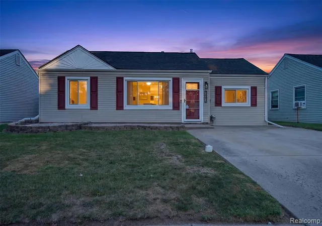 Photo 1 of Sale Pending at 26596 Kathy St, Roseville, MI 48066 3265 | MLS# 61025548 | Listing updated on 2026-09-28