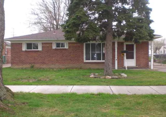 1st image of 21715 Dexter Ct, Warren, MI 48089 | MLS# 31096742