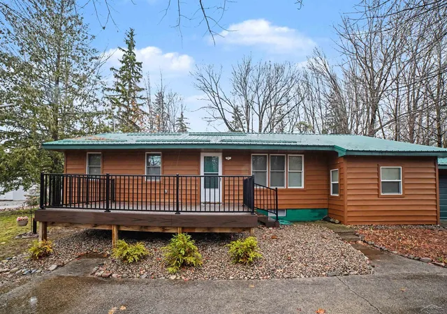 1st image of 441 Hillcrest Dr, Lake, MI 48632 | MLS# 50203238
