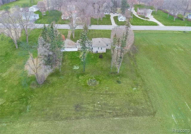 Homes for sale in Mount Morris, MI | 2375 W Mount Morris Rd, Mount Morris, MI 48458 | MLS# 60978186