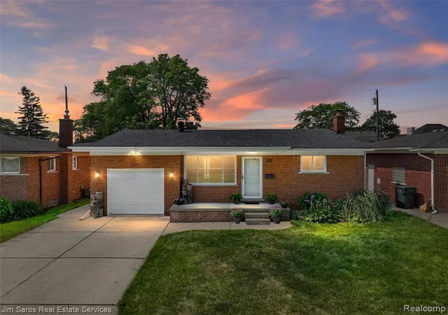 Photo 1 of Single family home for sale at 22444 Wildwood St, Saint Clair Shores, MI 48081 2427 | MLS# 61014786 | Listing updated on 2026-08-25
